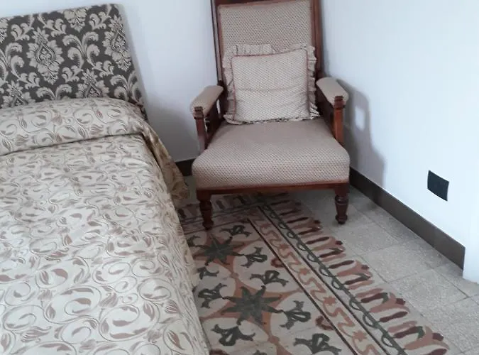 Via Pezza 100 Apartahotel 3*