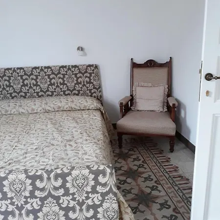 Via Pezza 100 Apart-hotel