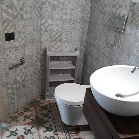Via Pezza 100 Lägenhetshotell 3*