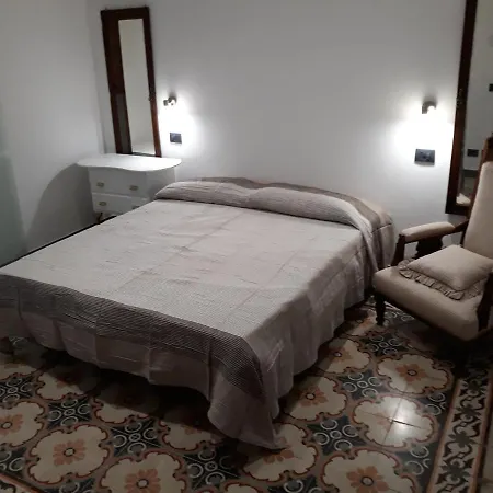 Apartahotel Via Pezza 100