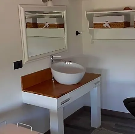 Via Pezza 100 Aparthotel
