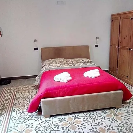 Via Pezza 100 Aparthotel