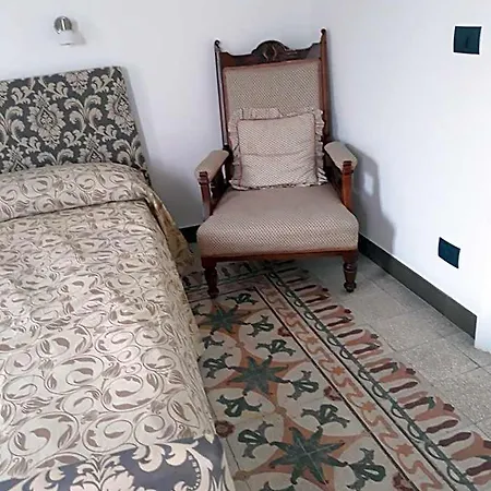 Hotel apartamentowy Via Pezza 100 3*