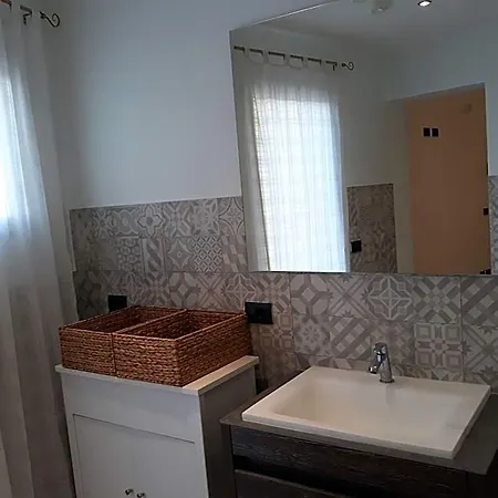 Via Pezza 100 Aparthotel