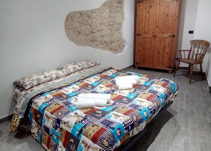 Apartmanhotel Via Pezza 100 3*